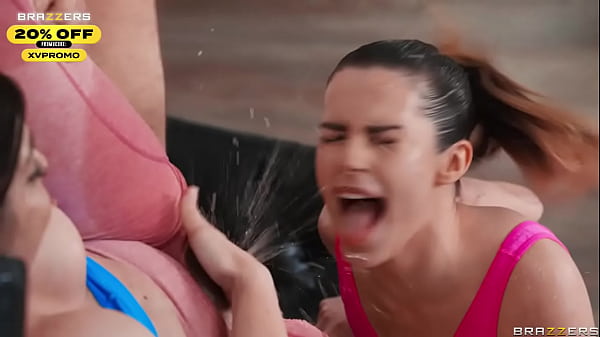 Klub Muncrat Brazzers: Keira Croft & Chanel Camryn Basahin Kamu, Pakai Kode Xvpromo!