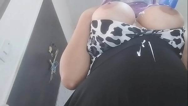 Arab Terseksi Berhijab, Istri Islami Pamer Bokong Dan Semburkan Cairan Di Webcam Demi Uang, Langgar Ajaran Agama