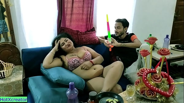 Bokep India: Bhabhi Hot Rayakan Ulang Tahun Dengan Goyangan Ngewe Remaja!