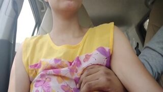 Gairah Liar Di Dalam Mobil, Adegan Panas Di Tempat Umum