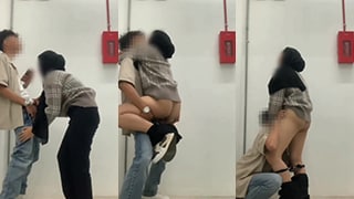 Jilbab Hot Ngentot Di Tangga Darurat Apartemen