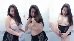Tante Sange Goyang Hot Di Kamar Mandi