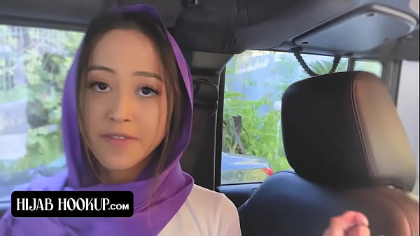Alexia Anders, Gadis Muslim Yang Nakal, Menyelinapkan Pacar Untuk Kenikmatan Terlarang Dan Ketahuan Ayah