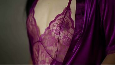Bokep Indo Siap-siap Pake Baju Dinas, Perut Makin Panas, Otw Ngentot Sampe Basah.