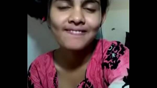 Cewek India Bikin Makin Tegang, Keliatan Banget Pengen Digituin.