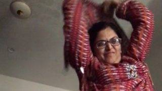 Bhabhi Rekaman Bugil Sendiri Di Rumah, Videonya Bocor Di Internet, Bikin Panas!