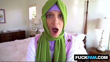 Hijabi Genit Ngerasain Kontol Pertama Kali Bareng Izzy Lush & Donnie Rock