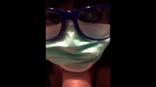 Beurette Di Rumah Aja Ngewe Pake Masker Corona Virus Covid-19 Karantina