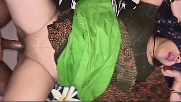 Kakak Tiri Desi Dientot Keras Sama Adik Tiri Pas Sendirian Di Rumah, Film Penuh Pakai Suara Hindi