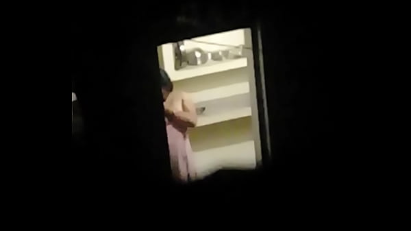 Desi Bhabhi Ngocok Memek Basah Kencang