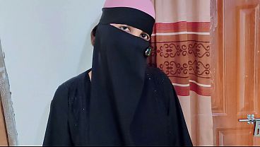 Hijab Jalang Jasmine Digebukin Sama Orang Asing Sange Keras Banget