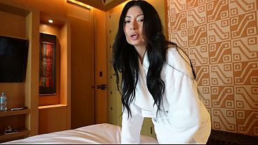 Pov: Jalang Latin Step-sis Nyempil Kontol Gue Di Pernikahan Omnya – Cami Strella X Lev Lieben