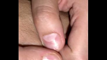 سعودية نار تتناك مع تونسي فحل، كسها يتقصف بصوت واضح وكلام يهيج