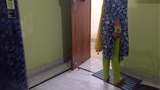 Bapak Mertua India Ngewein Menantu Pakai Alasan Sakit, Bikin Meringis Nikmat!