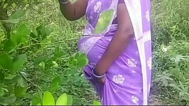 Desa India, Pasangan Lagi Ngewe Di Luar Rumah, Panas Banget.