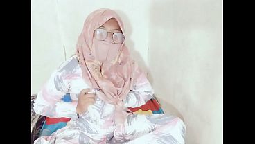 Tante Seksi Indonesia Lagi Viral Colmek Pake Botol, Bikin Makin Nafsu