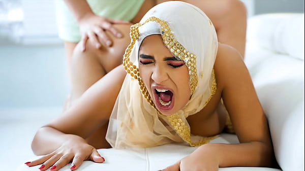 Bujuk Pacar Hijabku Yang Dilarang Ml Karena Budaya, Akhirnya Ngewe Juga – Hijablust