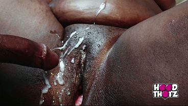 Dua Kontol Besar Ngegebugin Pantat Gendut Tebal Ibu Tiri Afrika