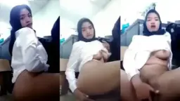 Ieznha Pake Jilbab Colmek Sampe Ngerasain Enak, Suara Mendesah Bikin Panas.