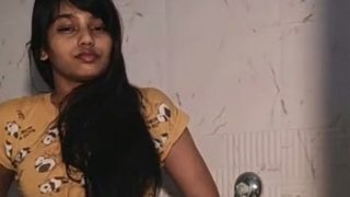 Ngentot Desi Basah-basahan Di Kamar Mandi Sambil Nyopot Baju