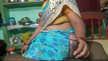 Video Bokep Anak Tiri Sama Ibu Tiri Di Desa, Gaya Bebas Bikin Malu Tetangga