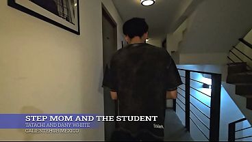 Ibu Tiri Lagi Ngajar Murid, Makin Panas Sange.