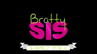 Gracie Gates Sama Brookie Blair Ngajak Stepbro, “kita Semua Bisa Ngewe Dulu, Baru Pergi Ke Pantai”