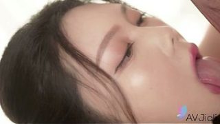 Cewek Cina Seksi Ban Ban Digenjot Keras Sampai Meringis.