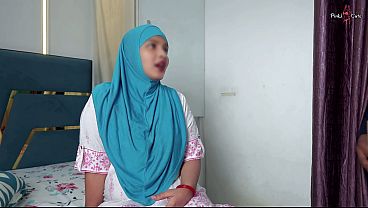 Blinkit Delivery Boy Cukur Bulu Memek Tebal Bini Hijab, Lalu Ngentot Brutal.