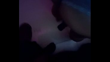 Ibu Muda 31 Tahun, Pusing Lihat Kontol, Akhirnya Temen Mabok Crot Di Pantat.