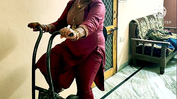 Bhabhi India Sange Gym Bocah Ngentot Di Ruang Ganti