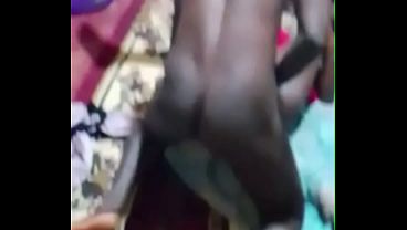 Gadis Hitam Kecil Digebukin Keras, Meraung Minta Kontol Putih Besar Lagi.