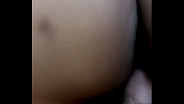 سكس عربي نار جديد، شرموطة طيزها ضخمة تركب زب عشيقها السعودي وتنيك بقوة